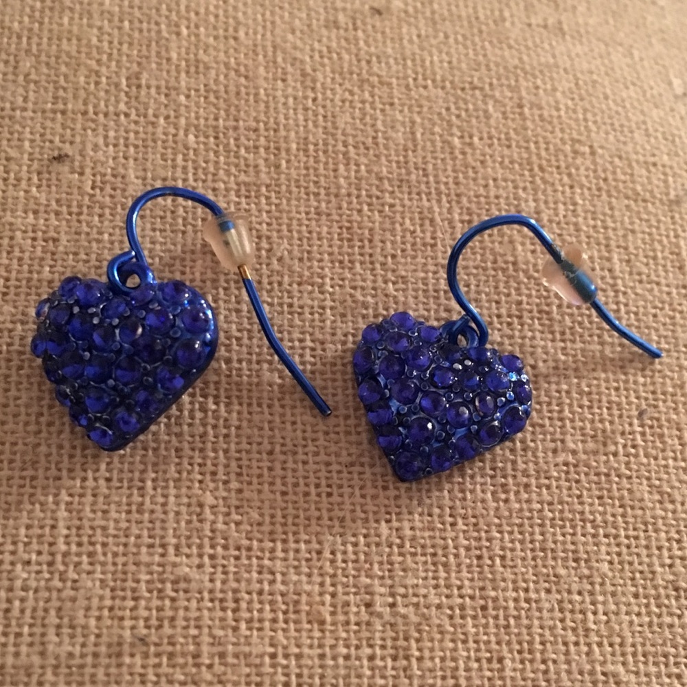 NWOT Bejeweled Blue Heart Dangly Earrings 💙